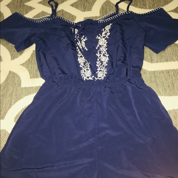 Navy blue romper - Picture 2 of 2